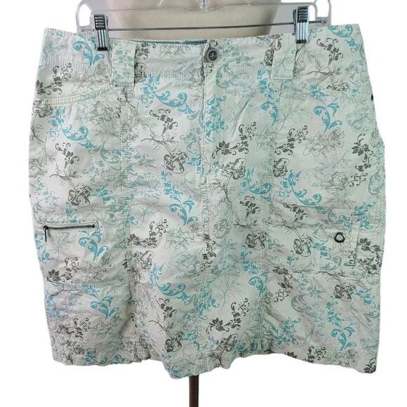 Eddie Bauer Blue Gray Cream Activewear Cargo Hiking 6 Pocket Skirt Size 12 - Picture 1 of 3